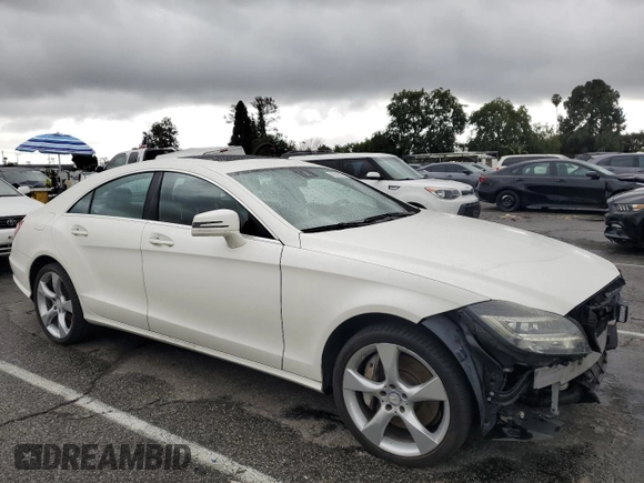 2014 Mercedes-Benz CLS-Class CLS 550 with VIN WDDLJ7DB4EA096737, listed as a Copart auction lot 49241825 with 122,836 mi miles and Salvage Title. Bid and sale history available at carsss.com. Image 4.