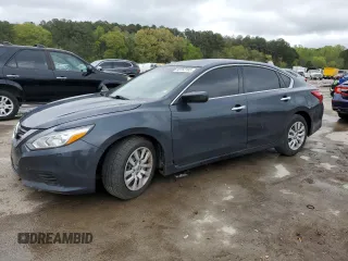 2017 Nissan Altima S z VIN 1N4AL3AP4HN338465, wystawiony jako Copart lot #50763185 z przebiegiem 194 166 mil mil oraz Szkoda całkowita • Salvage title. Historia ofert i sprzedaży dostępna na DreamBid. Obrazek 1.