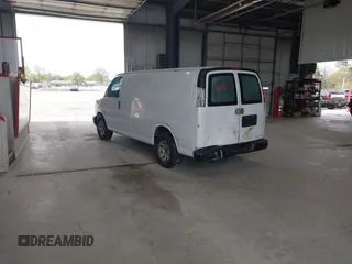 2012 Chevrolet Express Cargo with VIN 1GCSGAFX8C1176033, listed as a IAAI auction lot 42068630 with 260,289 mi miles and . Bid and sale history available at DreamBid. Image 3.