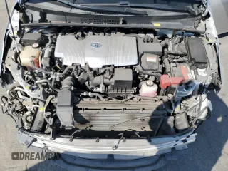 2017 Toyota Prius Plus z VIN JTDKARFP7H3051097, wystawiony jako Copart lot #60288305 z przebiegiem 196 867 mil mil oraz Szkoda całkowita • Salvage title. Historia ofert i sprzedaży dostępna na DreamBid. Obrazek 11.