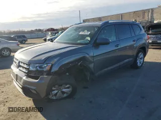 2018 Volkswagen Atlas SE z VIN 1V2DR2CA1JC514459, wystawiony jako Copart lot #49708375 z przebiegiem 71 964 mil mil oraz Szkoda całkowita • Salvage title. Historia ofert i sprzedaży dostępna na DreamBid. Obrazek 1.
