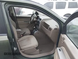 2007 Jeep Compass Sport with VIN 1J8FF47W07D158313, listed as a IAAI auction lot 41913422 with 170,286 mi miles. Bid and sale history available at carsss.com. Image 5.