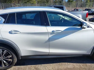 2018 Infiniti QX30 Luxury with VIN SJKCH5CR0JA056820, listed as a IAAI auction lot 40974821 with 71,902 mi miles and . Bid and sale history available at DreamBid. Image 13.