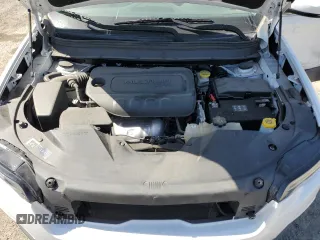 2020 Jeep Cherokee Altitude with VIN 1C4PJLLB2LD592914, listed as a Copart auction lot 57686955 with 55,524 mi miles and Salvage title. Bid and sale history available at DreamBid. Image 12.
