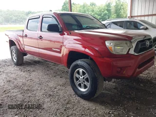 2014 Toyota Tacoma with VIN 3TMMU4FN8EM068048, listed as a IAAI auction lot 42447723 with 126,332 mi miles and . Bid and sale history available at DreamBid. Image 1.
