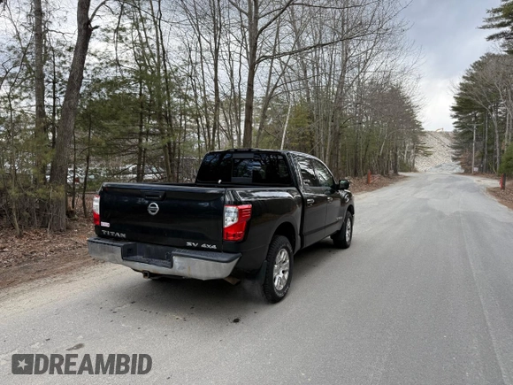 2017 Nissan Titan SV z VIN 1N6AA1EJ9HN510237, wystawiony jako Copart lot #53729665 z przebiegiem 109 148 mil mil oraz Czysty tytuł • Clean title. Historia ofert i sprzedaży dostępna na DreamBid. Obrazek 4.