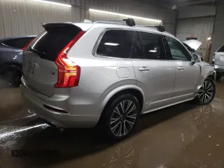 2021 Volvo XC90 Momentum with VIN YV4A221K8M1715566, listed as a Copart auction lot 44802555 with 42,513 mi miles and Salvage Title. Bid and sale history available at carsss.com. Image 3.