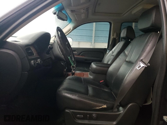 2008 Chevrolet Suburban LTZ with VIN 3GNFK16358G205954, listed as a Copart auction lot 45166935 with 254,540 mi miles and Salvage Title. Bid and sale history available at carsss.com. Image 7.