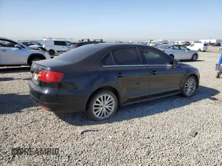 2012 Volkswagen Jetta SEL с VIN 3VWLP7AJ6CM304716, выставлен на аукционе Copart как лот 52634745 с пробегом 195 088 миль миль и Чистый • Clean title. История ставок и продаж доступна на DreamBid. Изображение 3.
