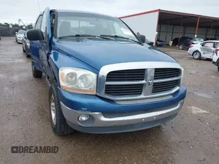 2006 Dodge 1500 SLT z VIN 1D7HU18296S541358, wystawiony jako IAAI lot #42199462 z przebiegiem 194 759 mil mil oraz . Historia ofert i sprzedaży dostępna na DreamBid. Obrazek 1.