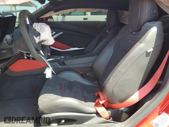 2023 Chevrolet Camaro ZL1 with VIN 1G1FK1R61P0128493, listed as a Copart auction lot 67058044 with 6,194 mi miles and Salvage title. Bid and sale history available at DreamBid. Image 7.