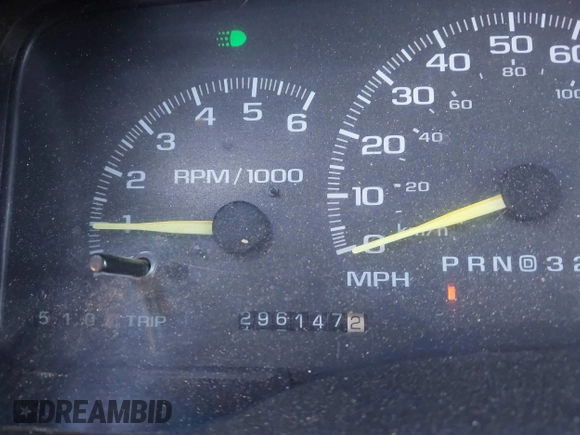 1999 Chevrolet Suburban with VIN 3GNEC16R0XG137834, listed as a IAAI auction lot 41853492 with 296,147 mi miles and . Bid and sale history available at DreamBid. Image 15.