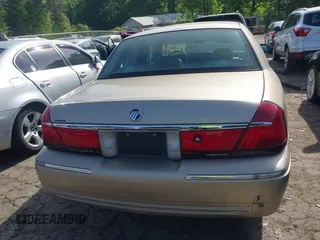 2000 Mercury Grand Marquis LS z VIN 2MEFM75W5YX627647, wystawiony jako IAAI lot #42072795 z przebiegiem 188 113 mil mil oraz . Historia ofert i sprzedaży dostępna na DreamBid. Obrazek 16.