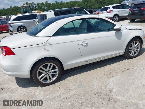 2010 Volkswagen Eos Lux с VIN WVWFA7AH5AV025386, выставлен на аукционе IAAI как лот 42446109 с пробегом 135 767 миль миль и . История ставок и продаж доступна на DreamBid. Изображение 4.