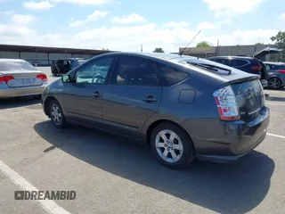 2008 Toyota Prius with VIN JTDKB20U883429446, listed as a IAAI auction lot 42073114 with 141,332 mi miles. Bid and sale history available at carsss.com. Image 3.
