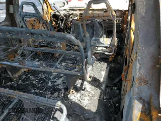2007 Ford Econoline Passenger XL z VIN 1FBSS31L37DB12683, wystawiony jako Copart lot #54871275 z przebiegiem Nie podano mil oraz Nie do naprawy • Non repairable. Historia ofert i sprzedaży dostępna na DreamBid. Obrazek 8.