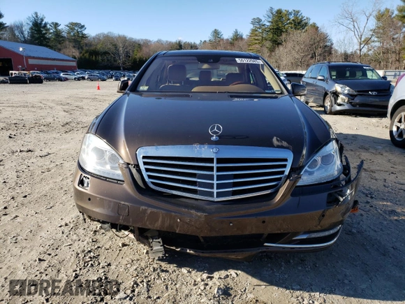 2011 Mercedes-Benz S-Class S 550 with VIN WDDNG8GB8BA365715, listed as a Copart auction lot 50122985 with 95,525 mi miles and Clean Title. Bid and sale history available at carsss.com. Image 5.