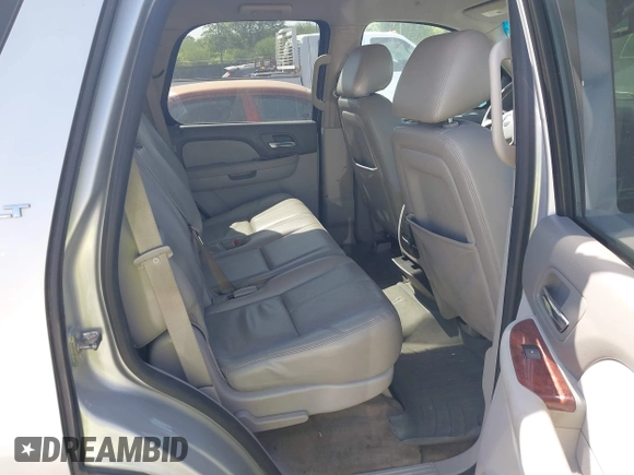 2013 GMC Yukon SLT with VIN 1GKS1CE09DR268602, listed as a IAAI auction lot 41992325 with 167,476 mi miles. Bid and sale history available at carsss.com. Image 8.