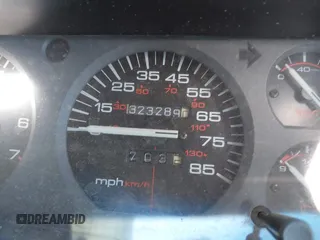 1996 Jeep Cherokee Sport with VIN 1J4FJ68S6TL171428, listed as a IAAI auction lot 40881632 with 323,289 mi miles. Bid and sale history available at carsss.com. Image 15.