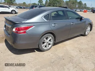 2015 Nissan Altima SL with VIN 1N4AL3AP0FC250702, listed as a IAAI auction lot 41775215 with 120,620 mi miles and . Bid and sale history available at DreamBid. Image 4.