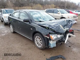 2010 Mitsubishi Lancer ES z VIN JA32U2FU1AU010886, wystawiony jako IAAI lot #41913398 z przebiegiem 136 059 mil mil oraz . Historia ofert i sprzedaży dostępna na DreamBid. Obrazek 1.