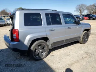2017 Jeep Patriot Latitude with VIN 1C4NJPFB6HD184093, listed as a Copart auction lot 47581285 with 161,546 mi miles and Salvage Title. Bid and sale history available at DreamBid. Image 3.