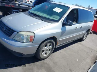 2005 Ford Freestar SES с VIN 2FMZA57625BA22238, выставлен на аукционе IAAI как лот 41840708 с пробегом 195 192 миль миль и . История ставок и продаж доступна на DreamBid. Изображение 2.