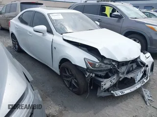 2019 Lexus IS 300 z VIN JTHBA1D29K5090163, wystawiony jako IAAI lot #42244215 z przebiegiem 64 703 mil mil oraz . Historia ofert i sprzedaży dostępna na DreamBid. Obrazek 1.