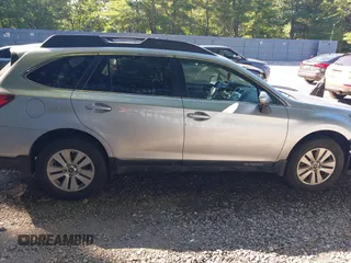 2018 Subaru Outback Premium z VIN 4S4BSAHC5J3279383, wystawiony jako IAAI lot #39827535 z przebiegiem 82 591 mil mil oraz . Historia ofert i sprzedaży dostępna na DreamBid. Obrazek 13.