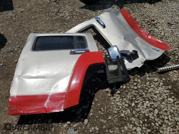 2007 Hummer H3 SUV with VIN 5GTDN13E378100758, listed as a Copart auction lot 60470244 with 213,240 mi miles and Salvage Title. Bid and sale history available at carsss.com. Image 12.