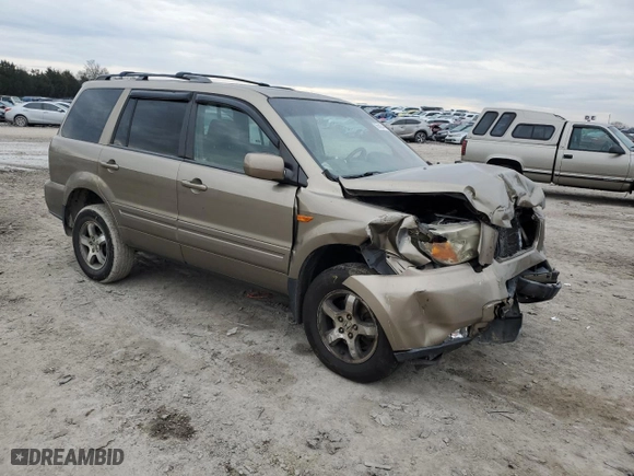 2008 Honda Pilot EX-L with VIN 5FNYF18768B052870, listed as a Copart auction lot 86562544 with 210,243 mi miles and Clean Title. Bid and sale history available at carsss.com. Image 4.