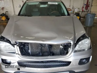 2006 Mercedes-Benz M 350 with VIN 4JGBB86E56A015726, listed as a Copart auction lot 51428725 with 117,497 mi miles and Salvage Title. Bid and sale history available at DreamBid. Image 12.