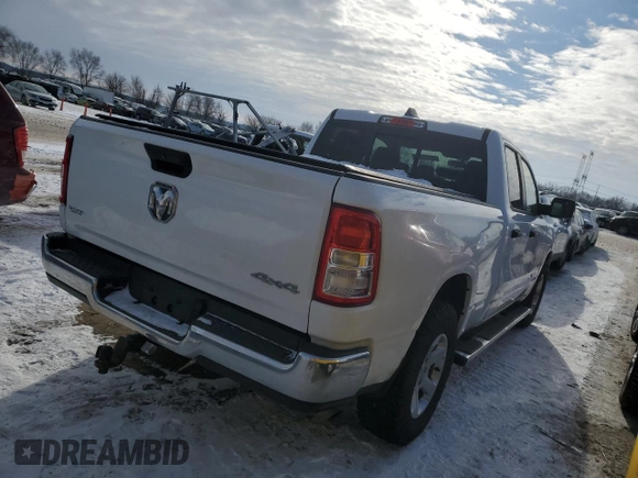2019 Ram 1500 Tradesman z VIN 1C6SRFCT4KN552279, wystawiony jako Copart lot #88733245 z przebiegiem 28 561 mil mil oraz Szkoda całkowita • Salvage title. Historia ofert i sprzedaży dostępna na DreamBid. Obrazek 3.
