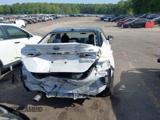 2020 Nissan Sentra SR z VIN 3N1AB8DV6LY290485, wystawiony jako IAAI lot #42082911 z przebiegiem 74 125 mil mil oraz . Historia ofert i sprzedaży dostępna na DreamBid. Obrazek 17.