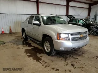 2012 Chevrolet Avalanche LT with VIN 3GNTKFE74CG229806, listed as a Copart auction lot 86071714 with 122,881 mi miles and Salvage Title. Bid and sale history available at carsss.com. Image 13.