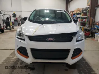 2014 Ford Escape S with VIN 1FMCU0F75EUD27902, listed as a Copart auction lot 52031905 with 263,273 mi miles and Salvage Title. Bid and sale history available at carsss.com. Image 5.