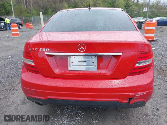 2014 Mercedes-Benz C 250 Sport with VIN WDDGF4HB1EA945105, listed as a IAAI auction lot 42001518 with 84,941 mi miles and . Bid and sale history available at carsss.com. Image 16.