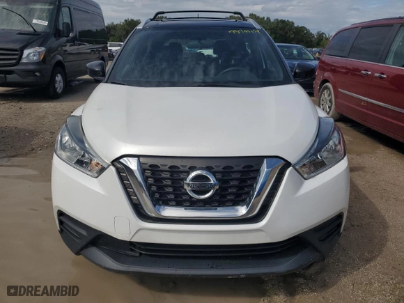 2018 Nissan Kicks SV with VIN 3N1CP5CU2JL540669, listed as a Copart auction lot 73797574 with 0 mi miles and Non Repairable. Bid and sale history available at carsss.com. Image 5.