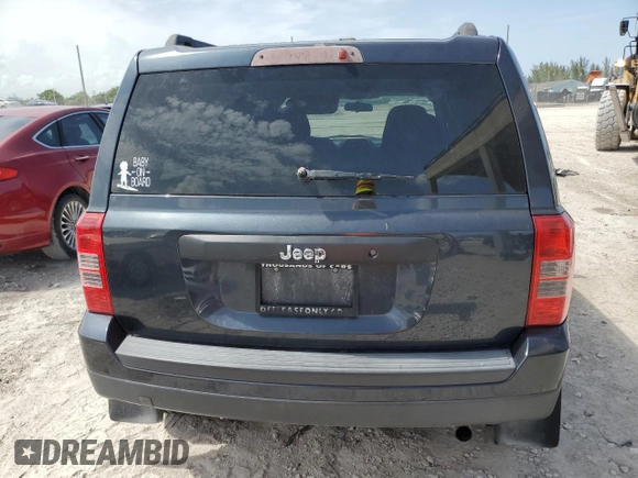 2014 Jeep Patriot Sport with VIN 1C4NJPBB6ED886934, listed as a Copart auction lot 62961255 with 118,080 mi miles and Clean title. Bid and sale history available at DreamBid. Image 6.