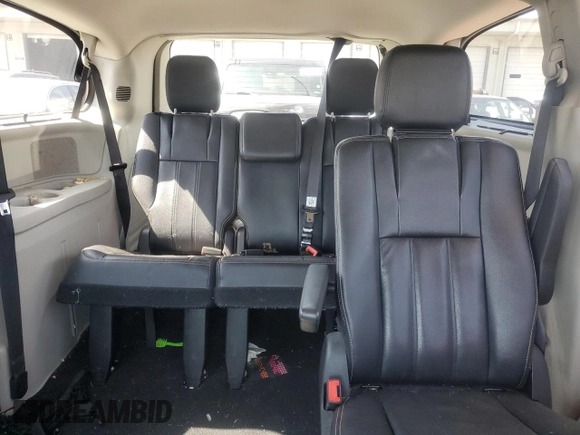 2015 Chrysler Town & Country Touring with VIN 2C4RC1BG6FR594591, listed as a Copart auction lot 67585604 with 125,875 mi miles and Salvage Title. Bid and sale history available at DreamBid. Image 10.