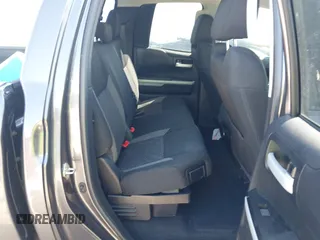 2017 Toyota Tundra 2WD SR5 with VIN 5TFRY5F16HX228522, listed as a IAAI auction lot 41712834 with 111,910 mi miles. Bid and sale history available at carsss.com. Image 8.