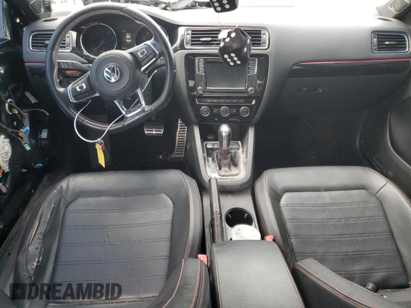 2016 Volkswagen Jetta GLI SE с VIN 3VW4S7AJXGM387642, выставлен на аукционе Copart как лот 61958865 с пробегом 64 585 миль миль и Списание • Salvage title. История ставок и продаж доступна на DreamBid. Изображение 8.
