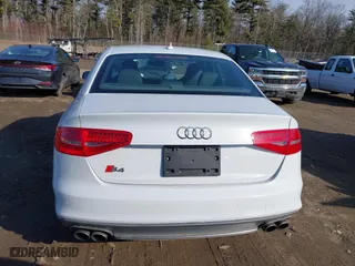 2015 Audi S4 Premium Plus with VIN WAUBGAFL2FA072538, listed as a IAAI auction lot 41784515 with 86,138 mi miles. Bid and sale history available at carsss.com. Image 17.