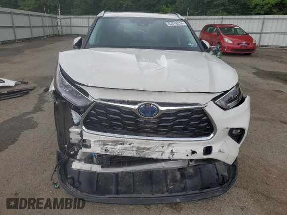 2020 Toyota Highlander Hybrid Limited с VIN 5TDYARAH9LS000816, выставлен на аукционе Copart как лот 52348014 с пробегом 19 697 миль миль и Списание • Salvage title. История ставок и продаж доступна на DreamBid. Изображение 5.
