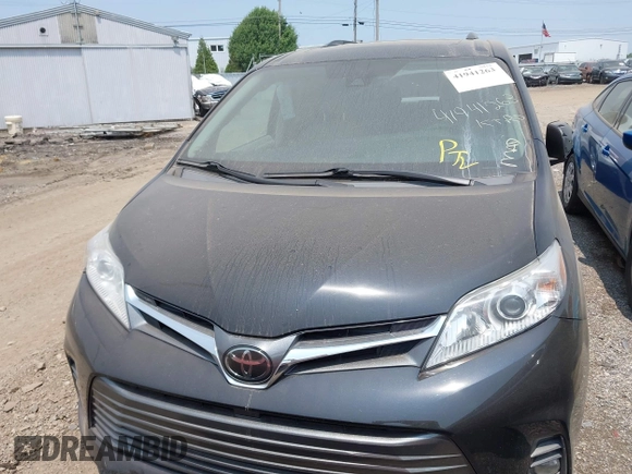 2020 Toyota Sienna XLE z VIN 5TDDZ3DC7LS244873, wystawiony jako IAAI lot #41941263 z przebiegiem 93 545 mil mil oraz . Historia ofert i sprzedaży dostępna na DreamBid. Obrazek 12.