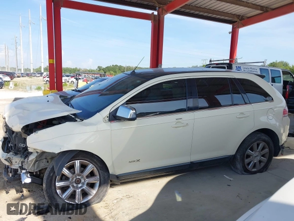 2007 Lincoln MKX with VIN 2LMDU88C77BJ33821, listed as a IAAI auction lot 42682904 with 150,877 mi miles and . Bid and sale history available at DreamBid. Image 15.