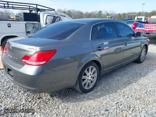 2006 Toyota Avalon XL with VIN 4T1BK36B36U126931, listed as a IAAI auction lot 41596974 with 179,779 mi miles. Bid and sale history available at carsss.com. Image 4.