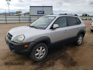2005 Hyundai Tucson GLS with VIN KM8JN72D05U139992, listed as a Copart auction lot 70786014 with 108,827 mi miles and Salvage Title. Bid and sale history available at carsss.com. Image 1.