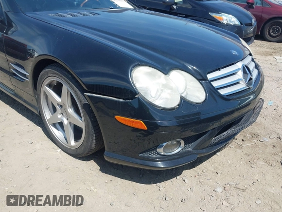2007 Mercedes-Benz SL 550 с VIN WDBSK71F07F121213, выставлен на аукционе IAAI как лот 42210962 с пробегом 96 088 миль миль и . История ставок и продаж доступна на DreamBid. Изображение 6.
