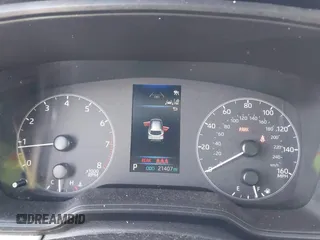 2023 Toyota Corolla Cross L z VIN 7MUAAAAG7PV070367, wystawiony jako IAAI lot #41794154 z przebiegiem 21 407 mil mil oraz . Historia ofert i sprzedaży dostępna na DreamBid. Obrazek 7.
